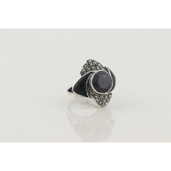 Sterling Silver Onyx and Marcasite Ring Size 6 1/4 - Picture 4 of 9